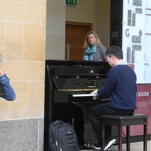 和子亂伦XXXXXXXXXHD
